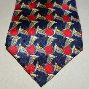 The Metropolitan Museum of Art Blue Red Daisy Tie